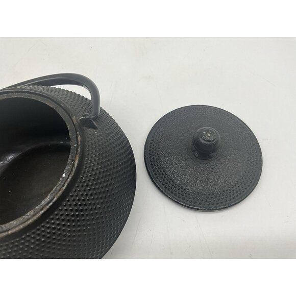 Cast Iron VTG Teapot with Handle & Hobnail Design Japanese Nambu Tekki Tetsubin - Picture 15 of 16